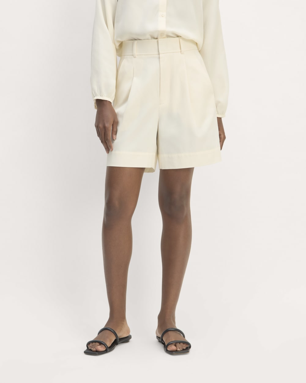 The Draper Short in Buttersmooth | Canvas