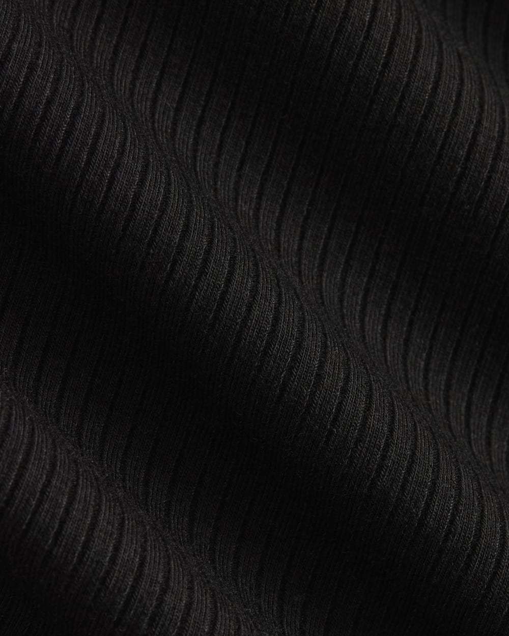 The Shimmy Scoop-Neck Tank | Black