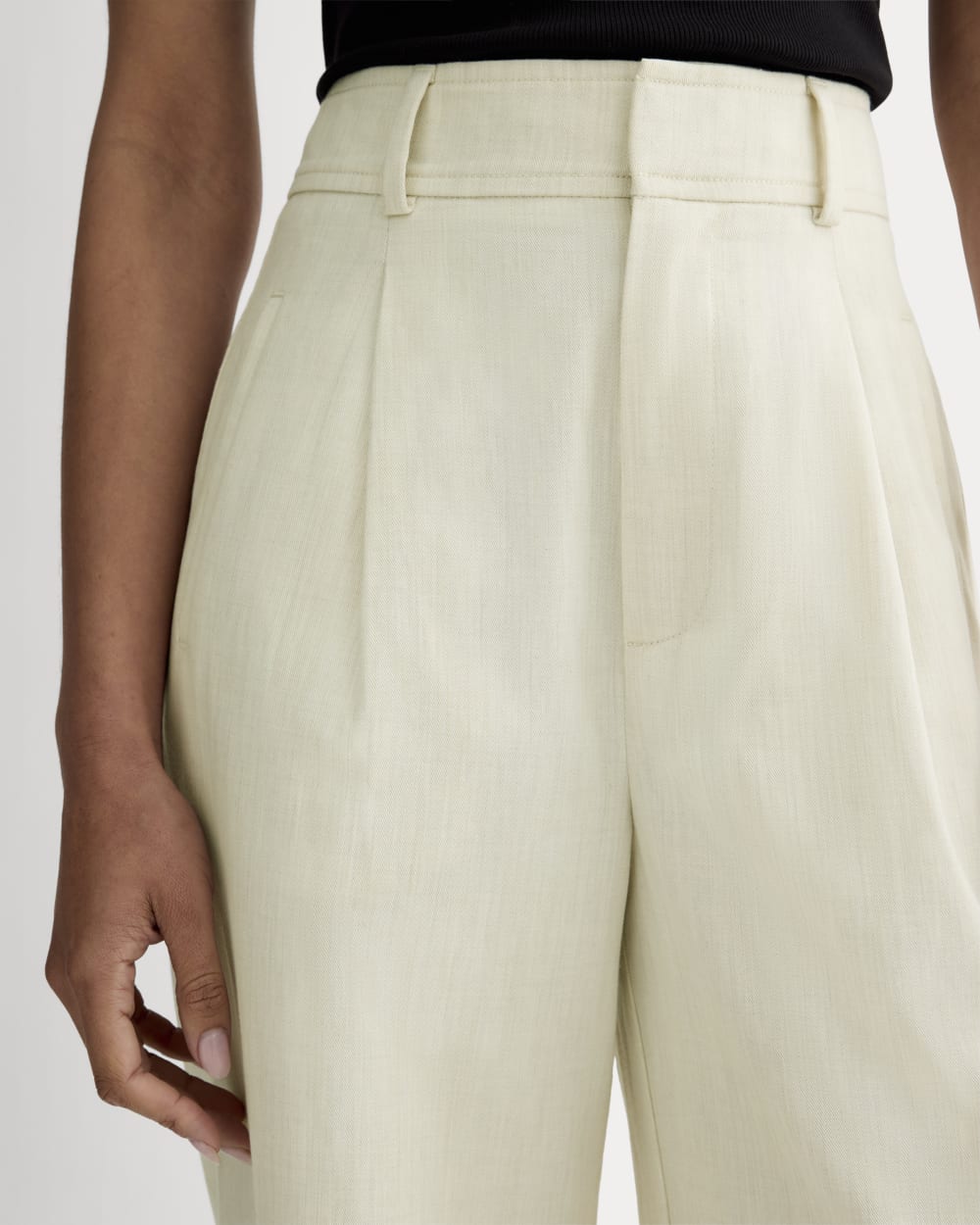 The Draper Pleated Pant in Buttersmooth | Heathered Oat | 30 Inseam