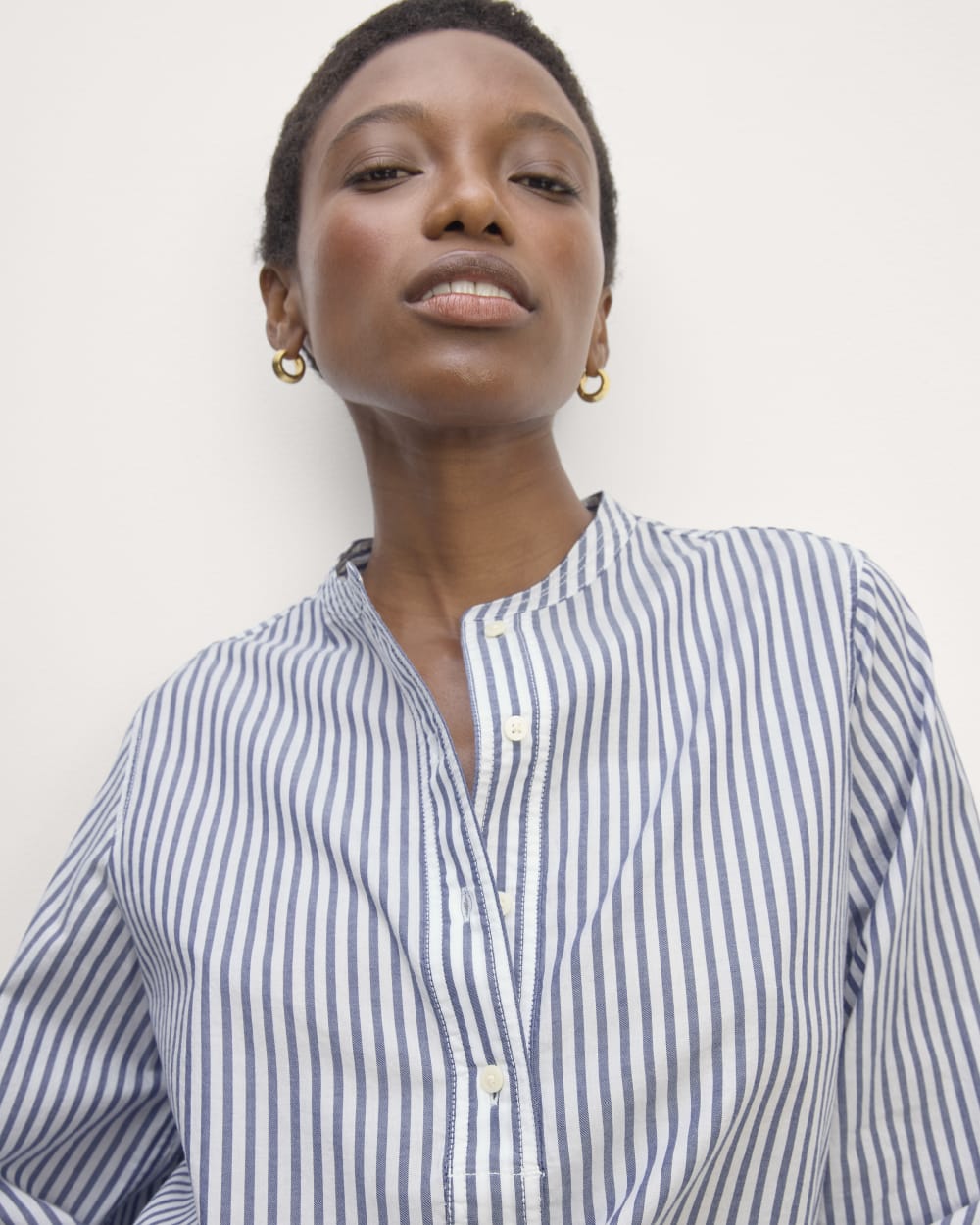 The Henley Shirt in Silky Cotton | White / Bellwether Blue