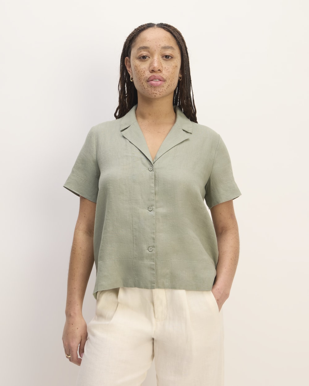 The Notch Shirt in Linen | Sage Green