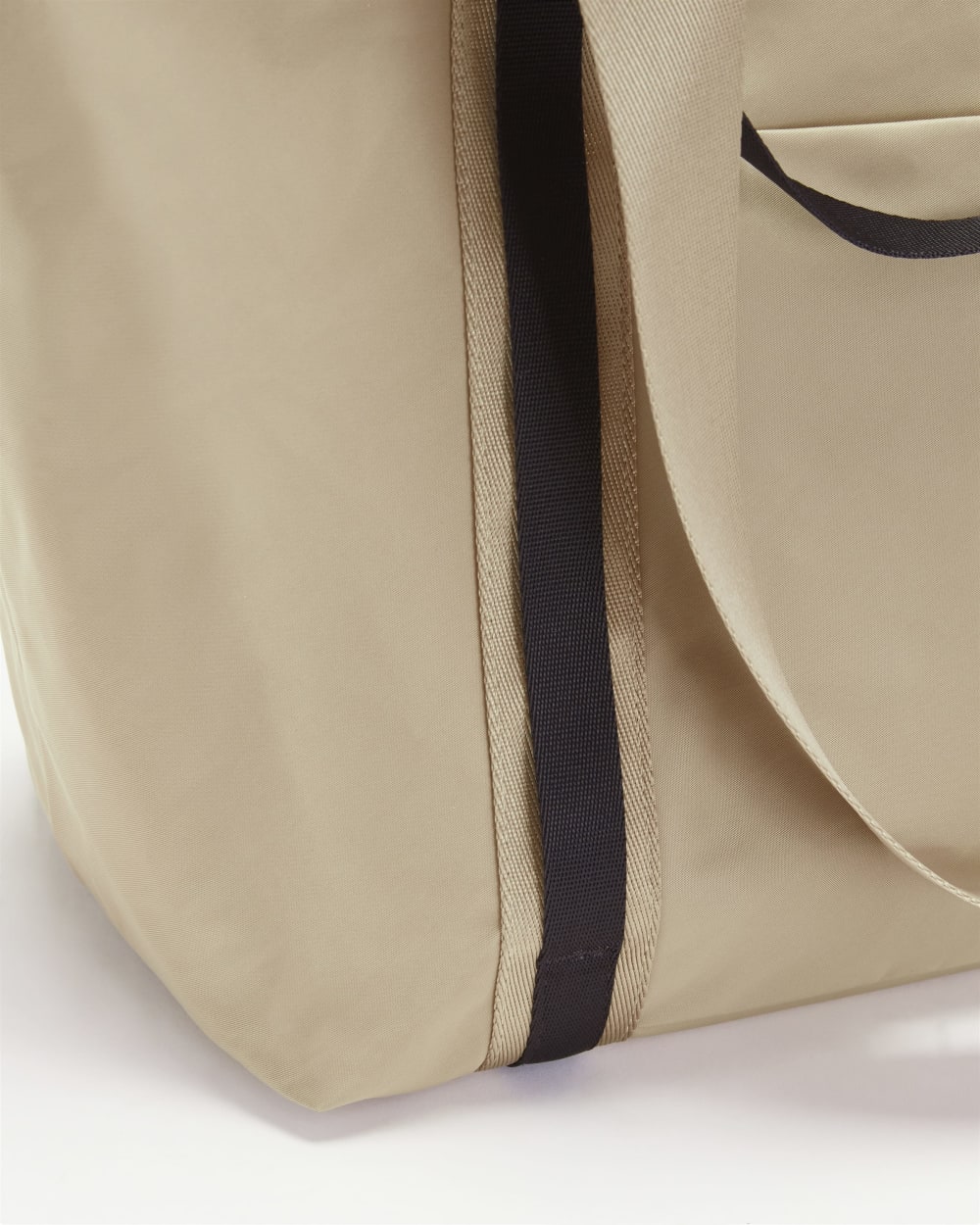 The Recycled Nylon Tote | Khaki