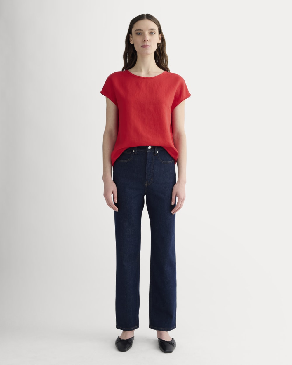 The Muscle Top in Linen | Classic Red