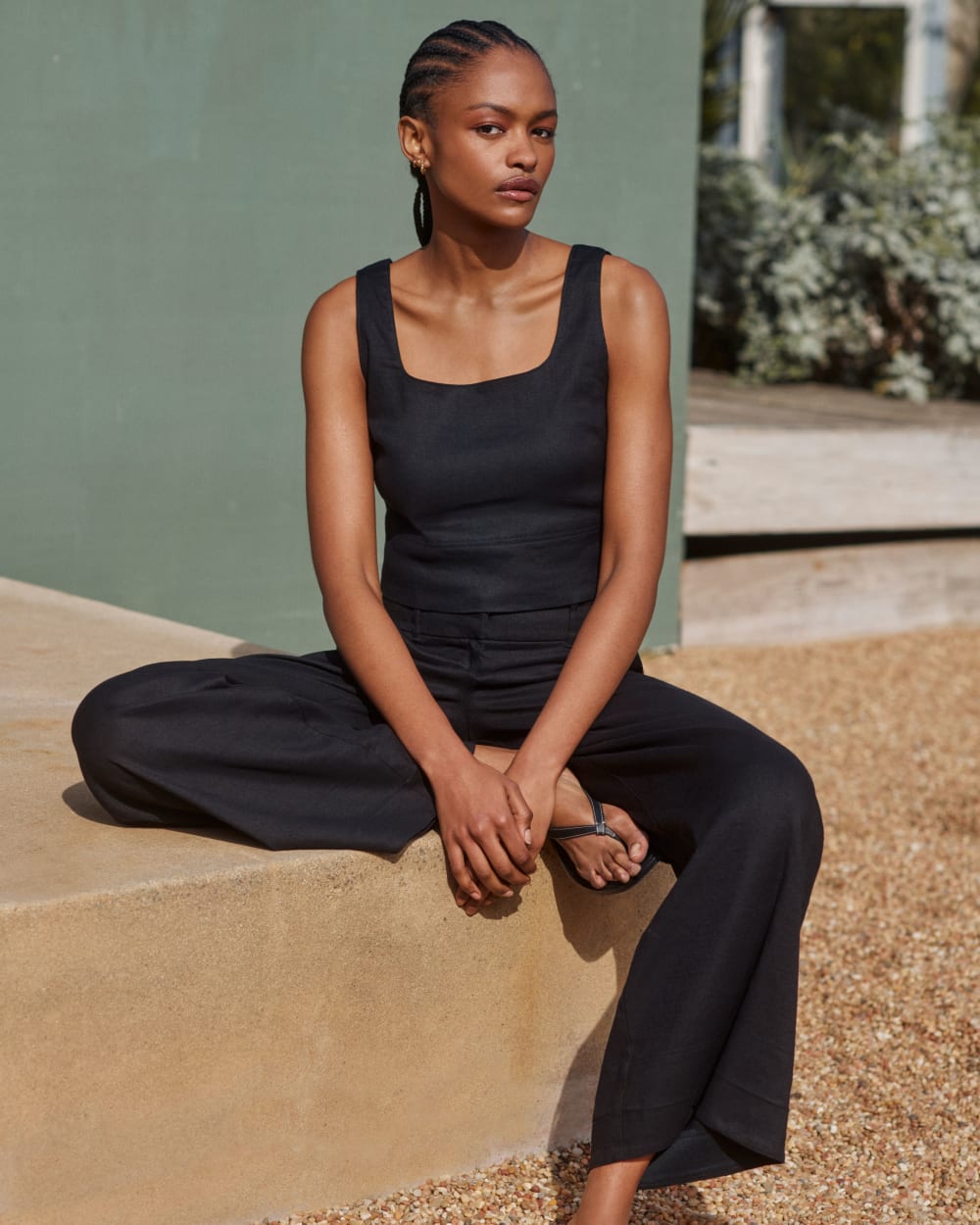 The Wide-Leg Pant in Stretch Linen | Black
