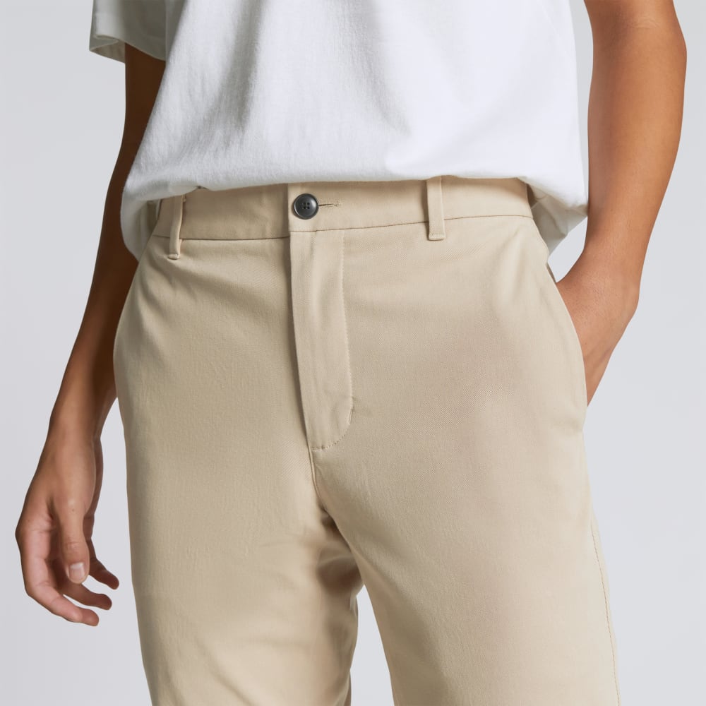 The Straight Fit Performance Chino | Uniform | Trench Coat Khaki | Straight