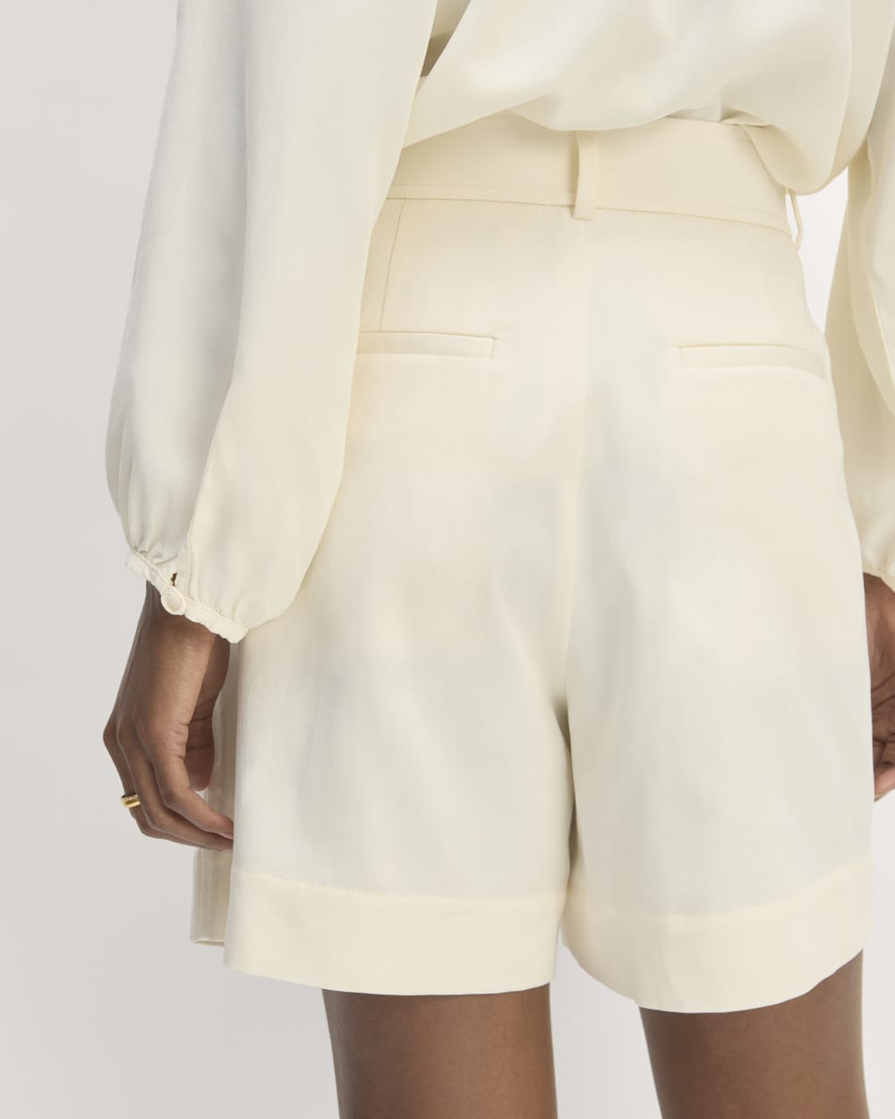 The Draper Short in Buttersmooth | Canvas