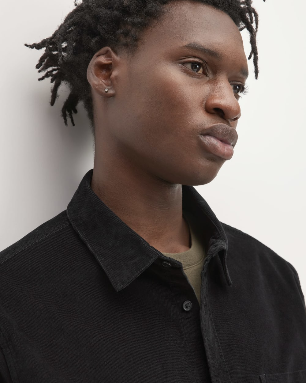 The Relaxed Corduroy Shirt  | Black