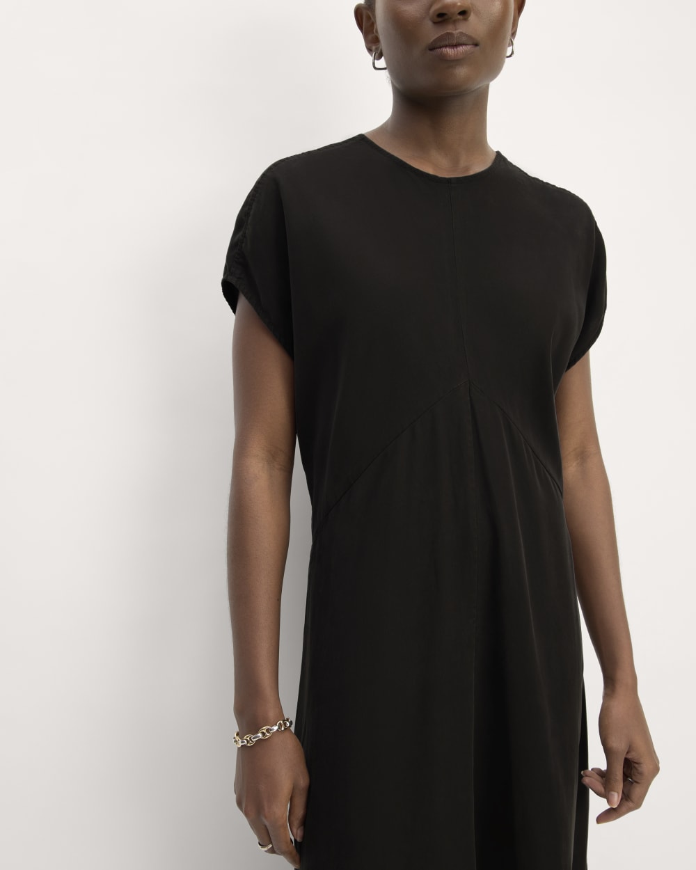The TENCEL™ Short-Sleeve Midi Dress | Black
