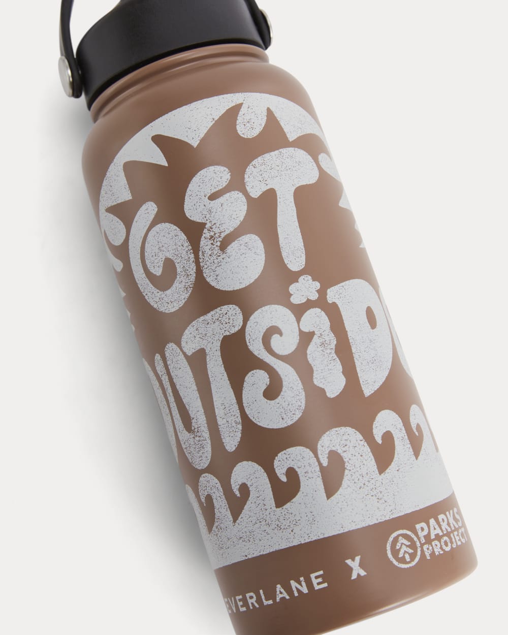 The Everlane x Parks Project Water Bottle | Brown