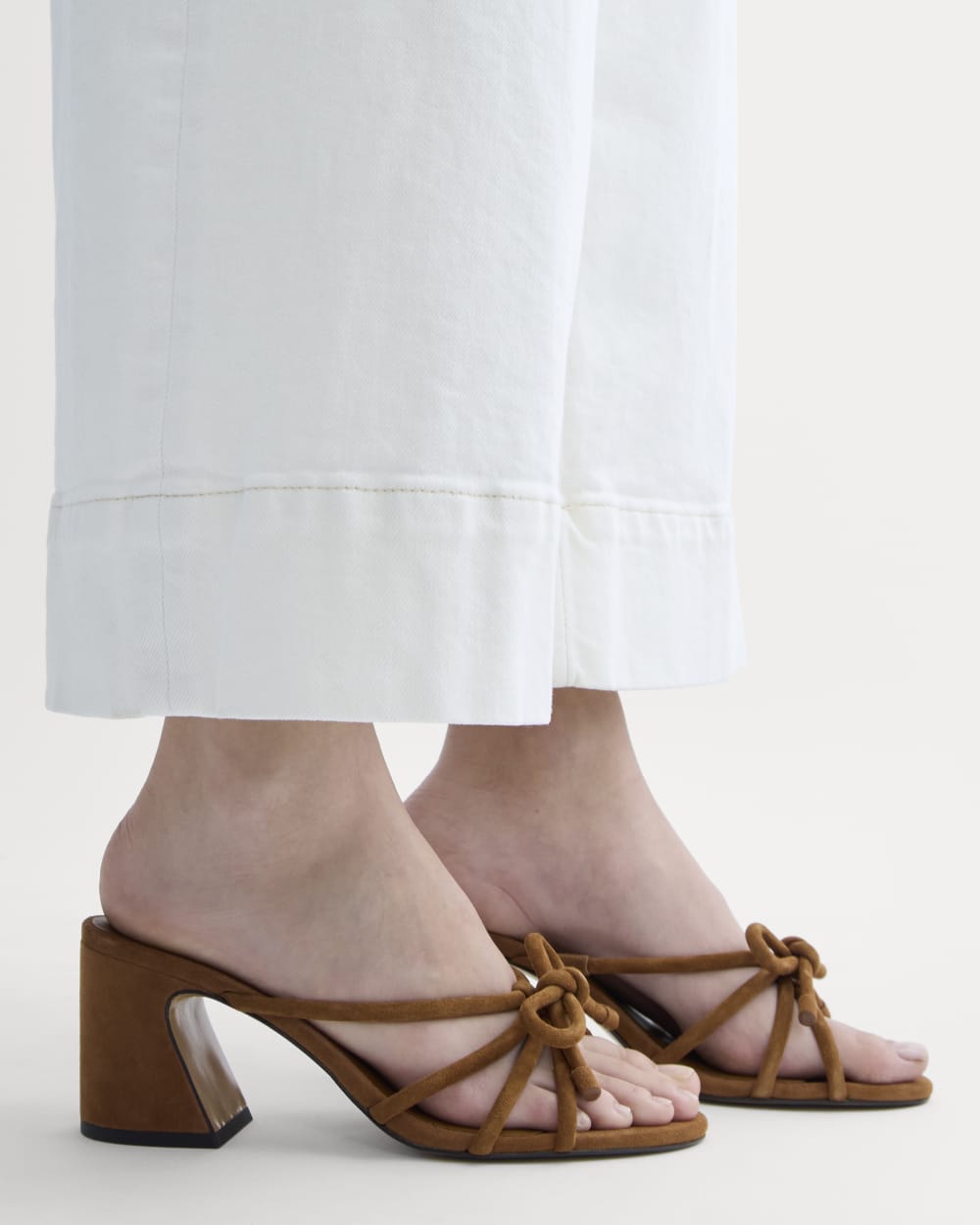 The Bow Heel | Canyon Brown Suede