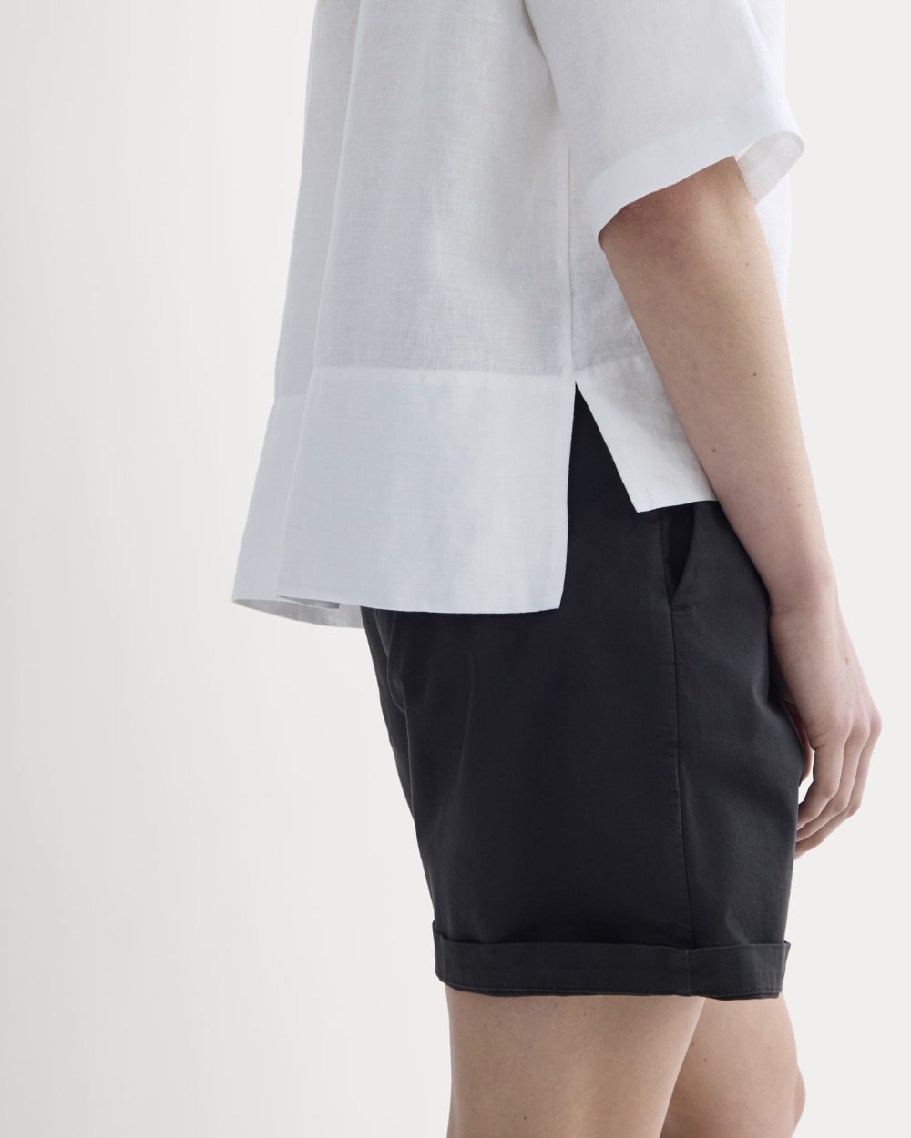 The Boatneck Top in Linen | White