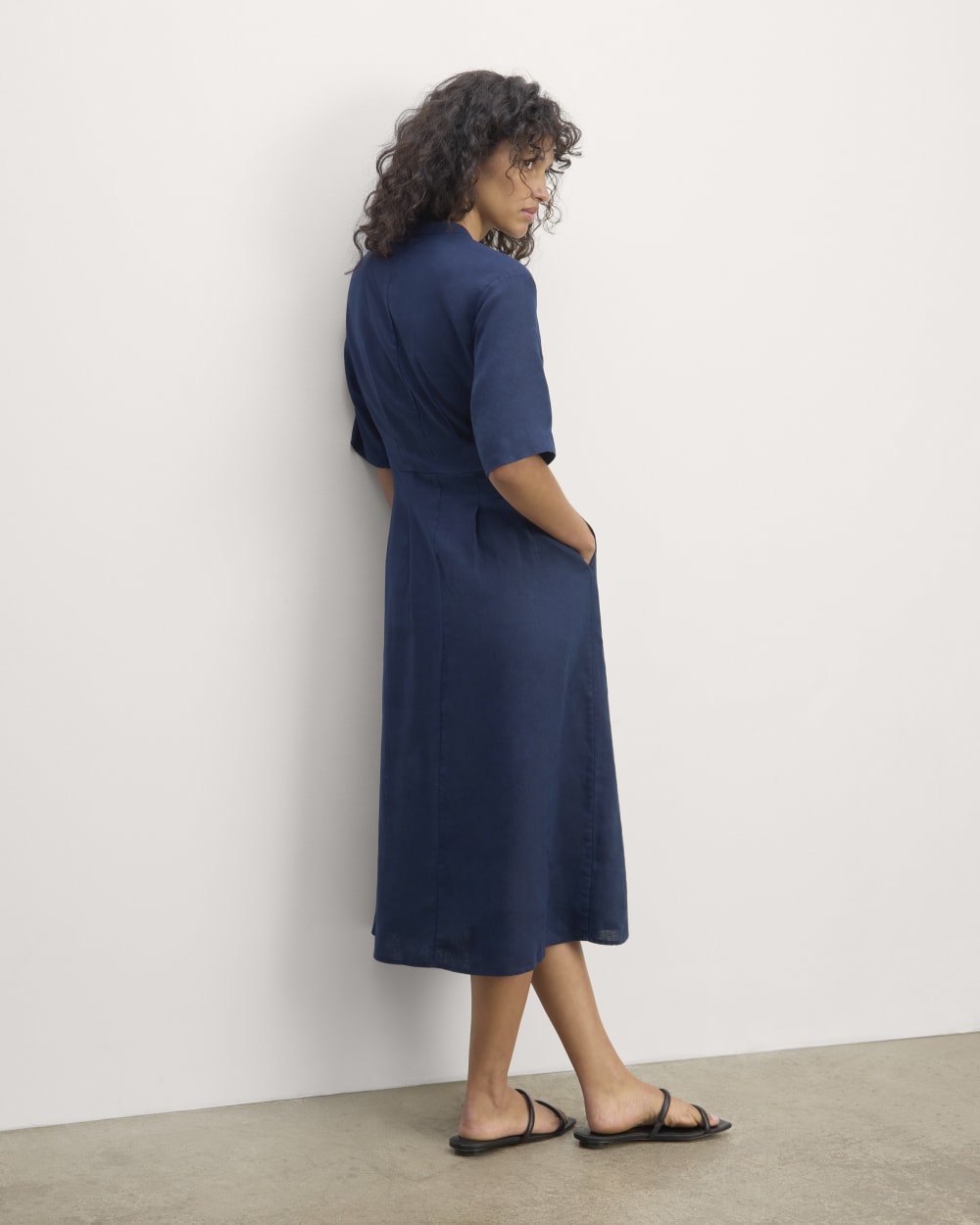 The Frolic Dress in Linen | Navy
