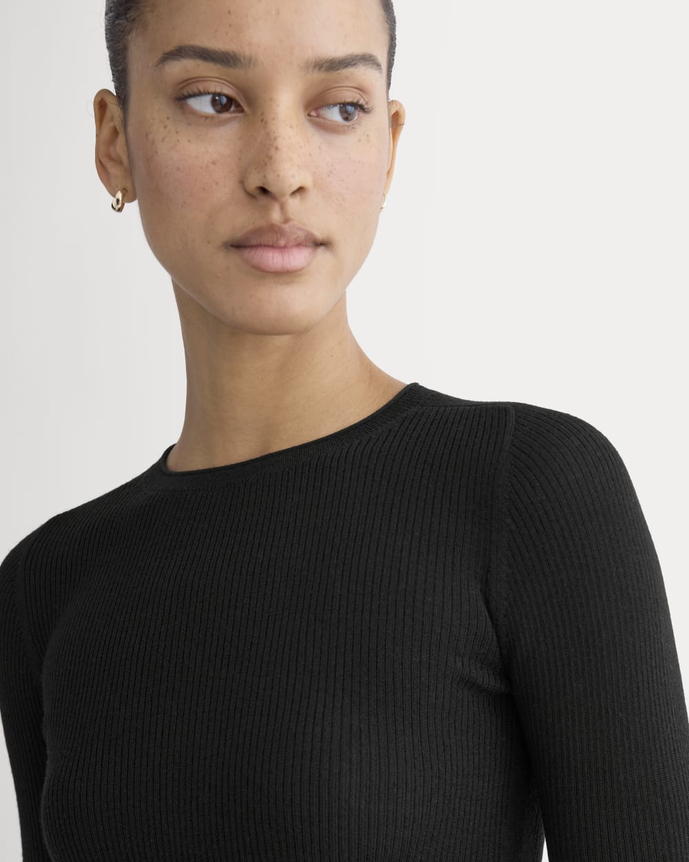 The Cropped Crew Top in Ultrafine Merino | Black