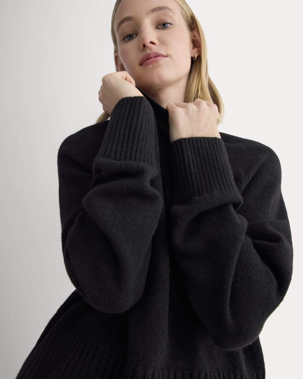 The Boxy Crew in Cashmere | Black