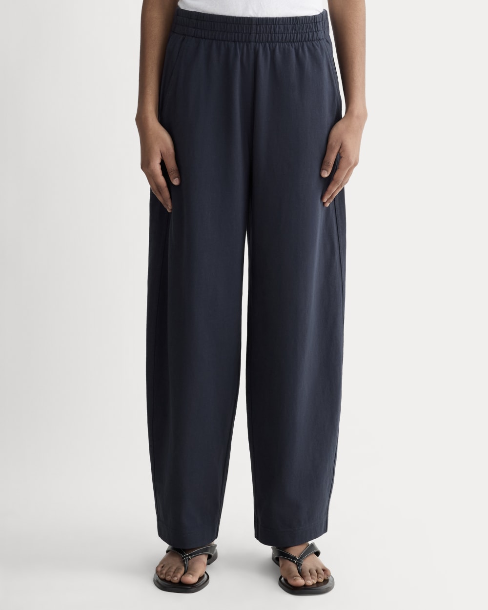 The Off-Duty Barrel Pant | Navy