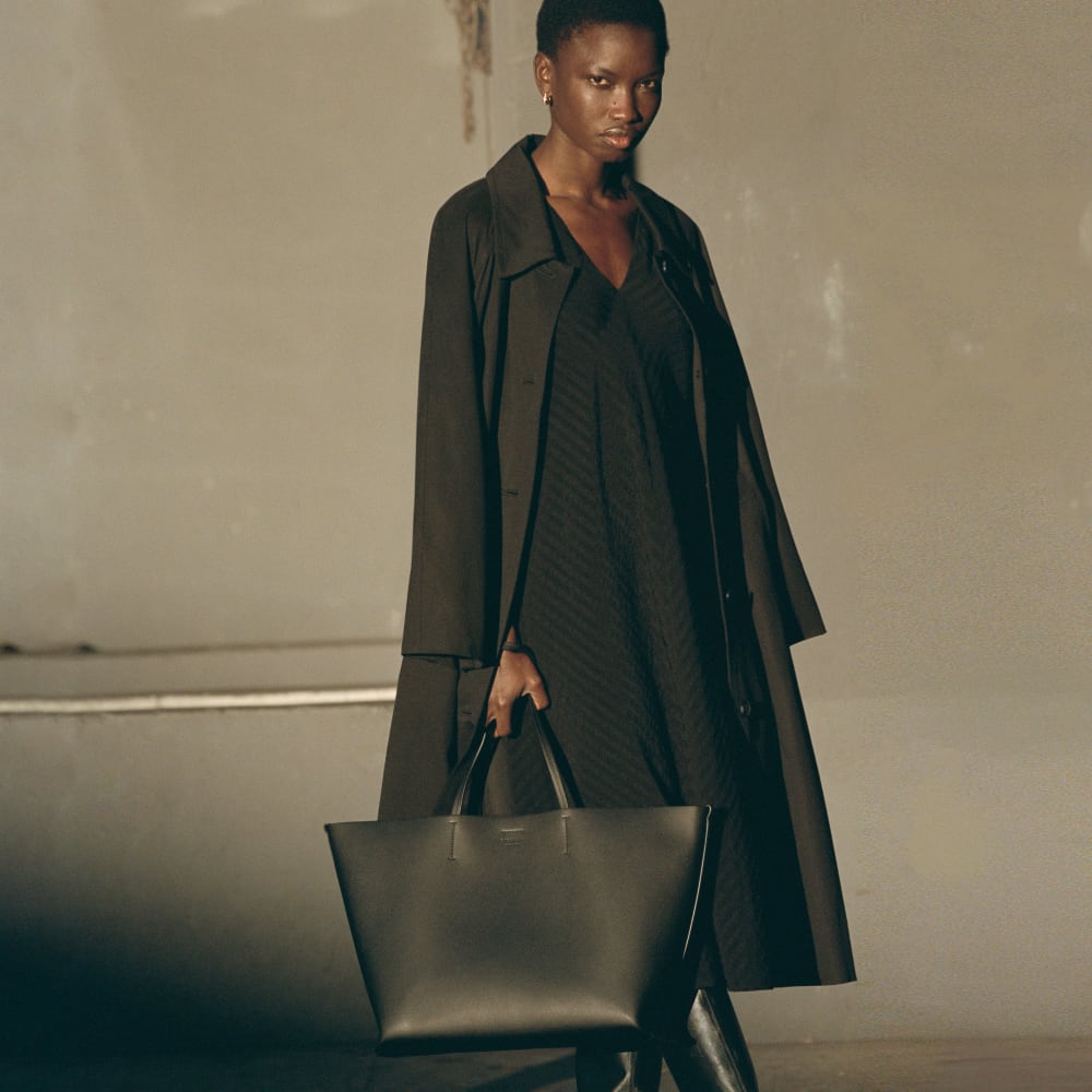 The Gathered Drape Trench | Black