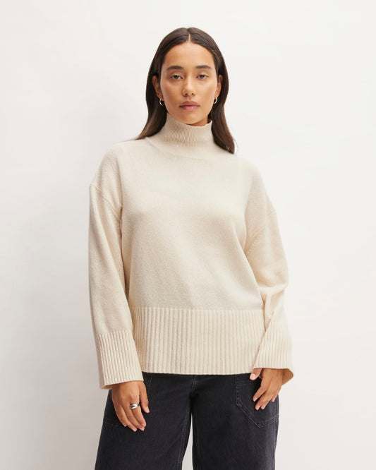 The Cashmere Oversized Turtleneck | Bone