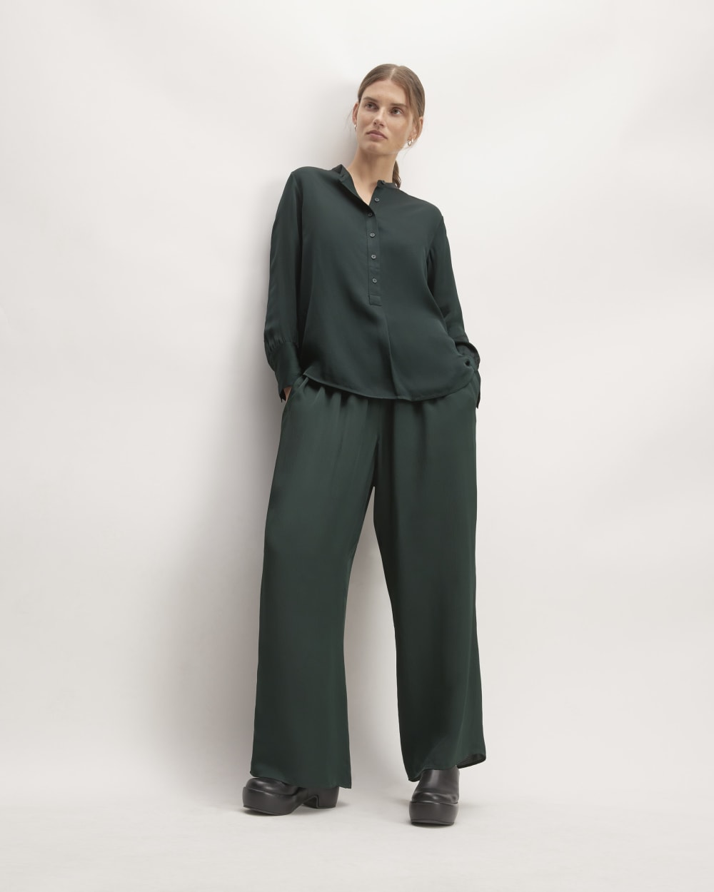 The Hammered Satin Popover Shirt | Scarab