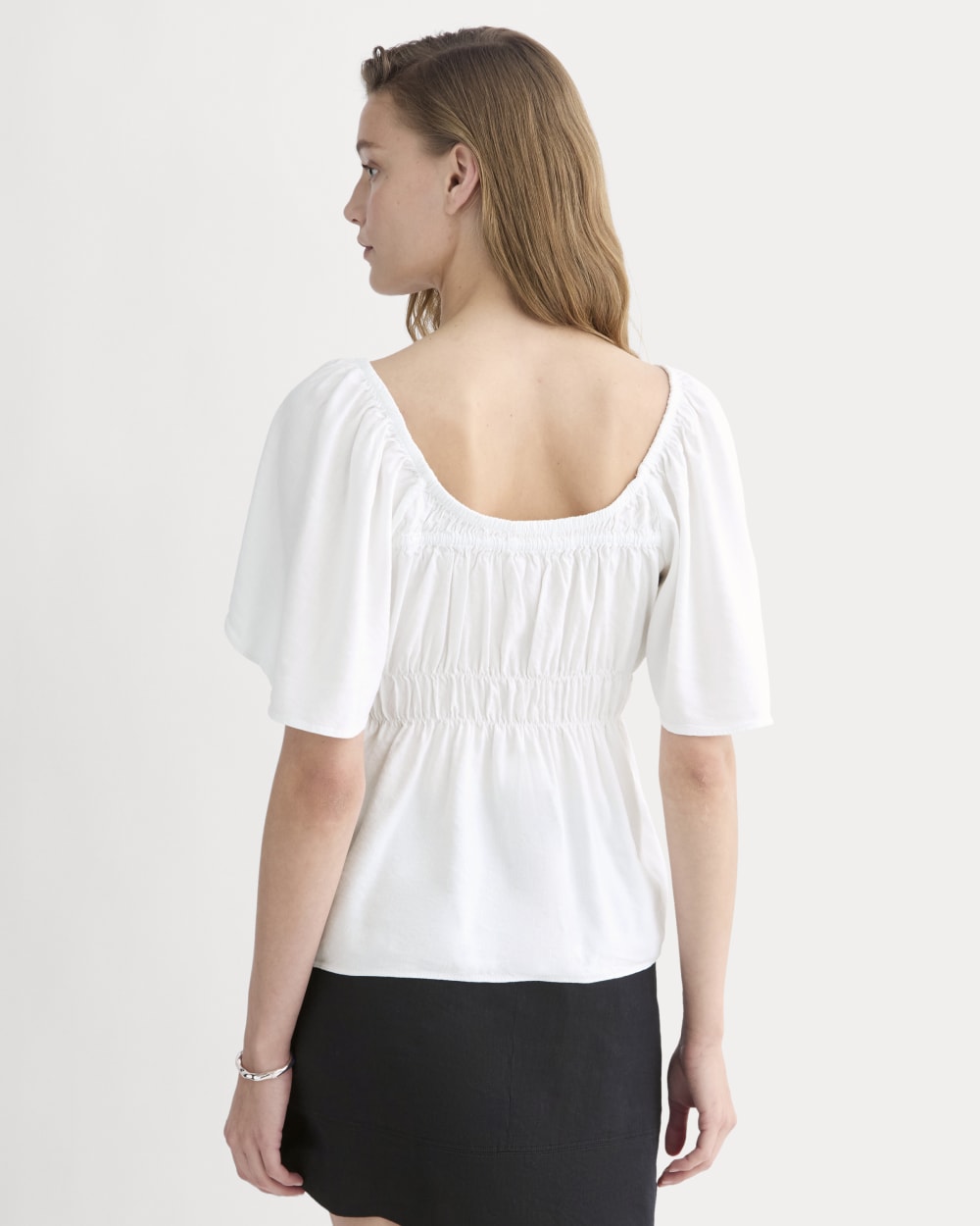 The Flutter-Sleeve Top in Stretch Linen | White