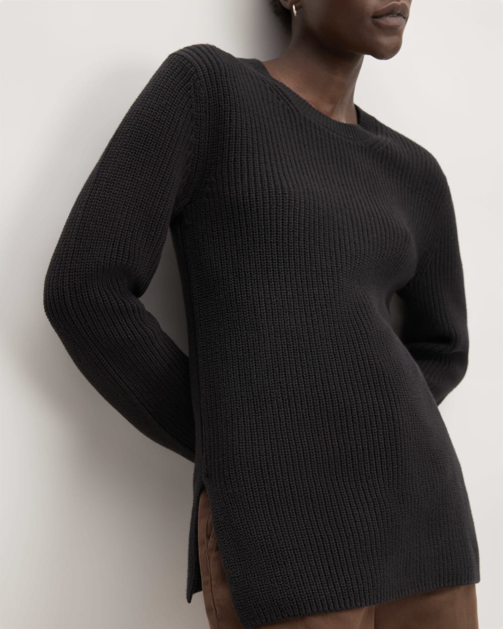 The Organic Cotton Slim Crew Sweater | Black