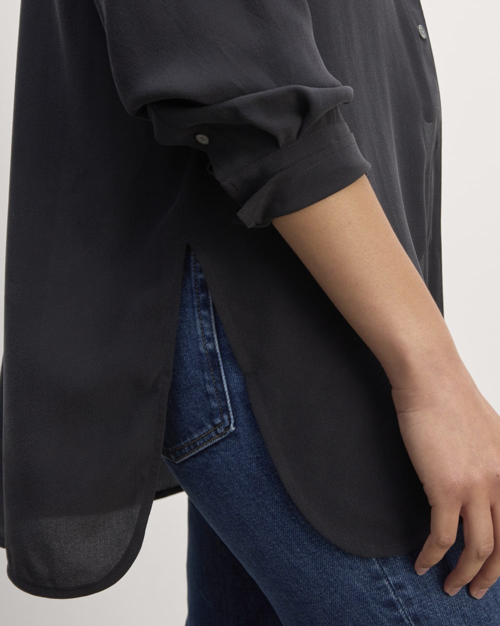 The Boyfriend Shirt in Washable Silk | Black