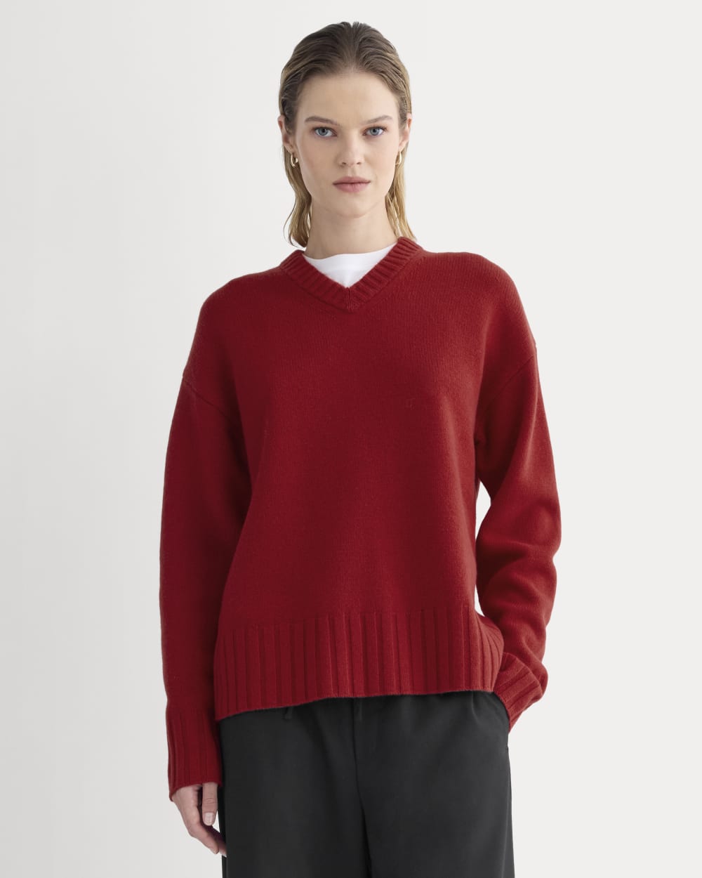 V-Neck Sweater in Extrafine Luxe Merino | Berry Red