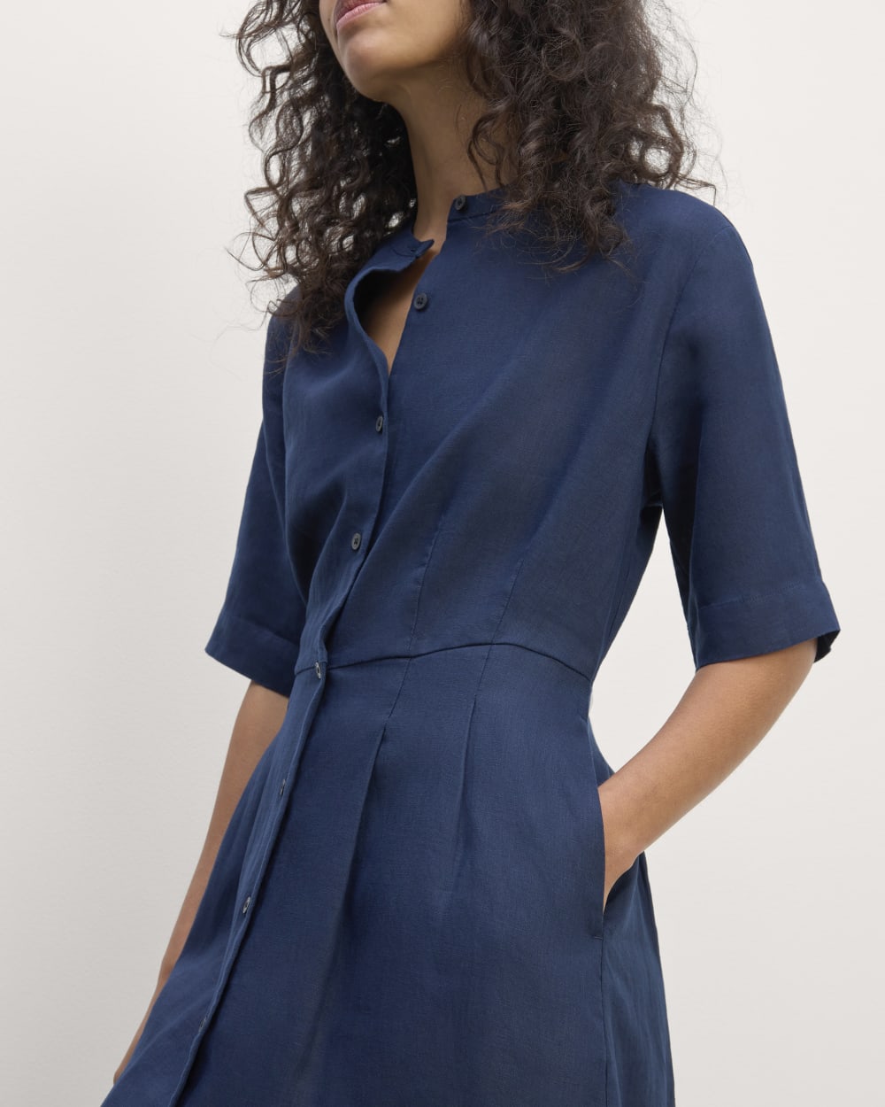 The Frolic Dress in Linen | Navy