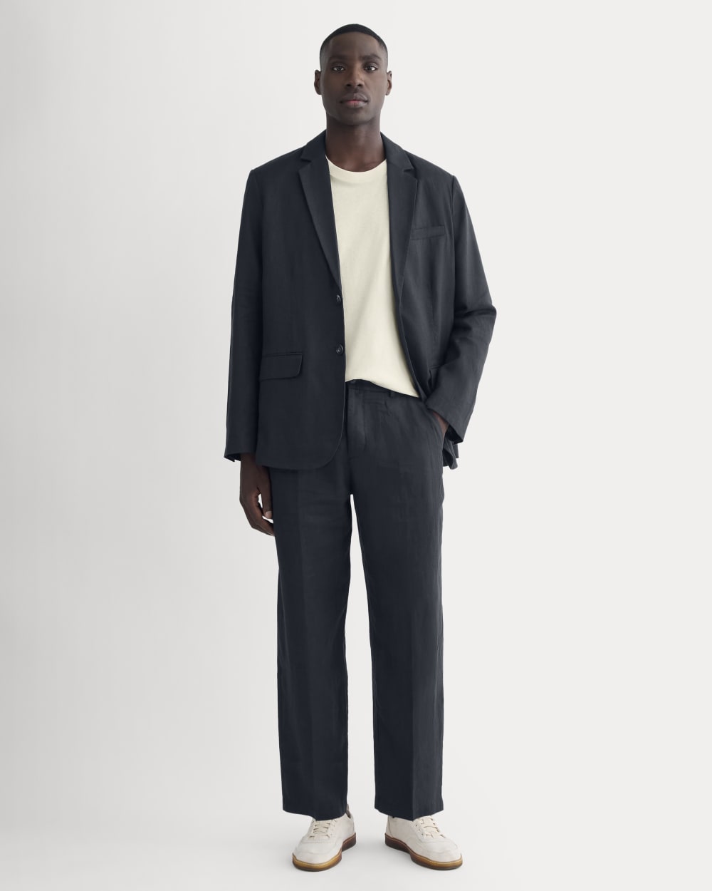 The Linen Pleated Trouser | Navy