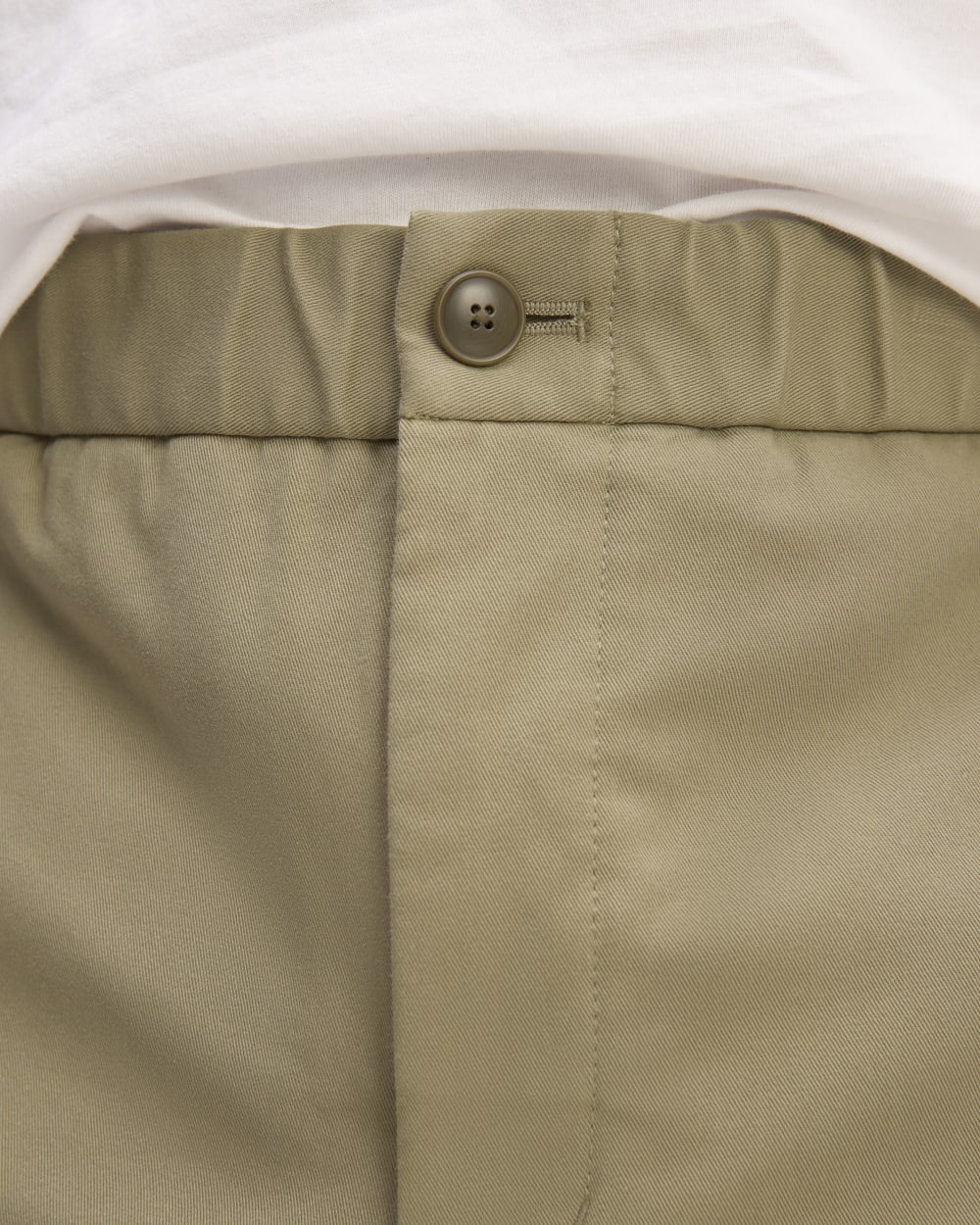 The Pull-On Performance Chino Short | Pale Green