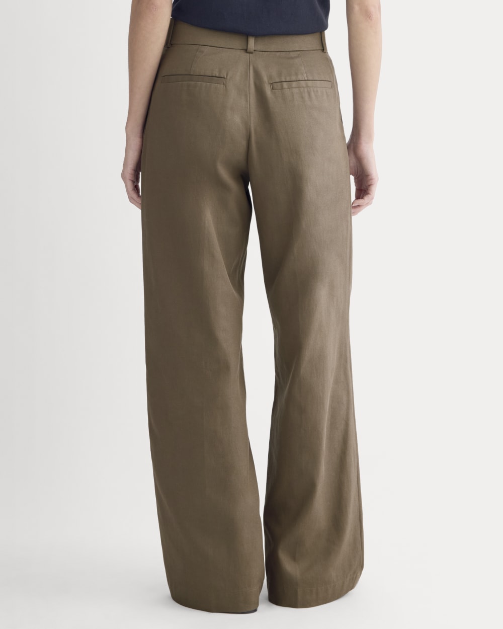Wide-Leg Trouser in Buttersmooth | Deep Taupe | 30 Inseam