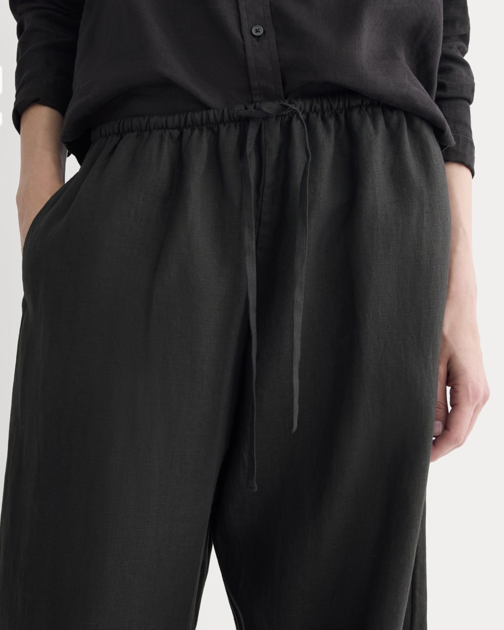 The Drawstring Pant in Linen | Black